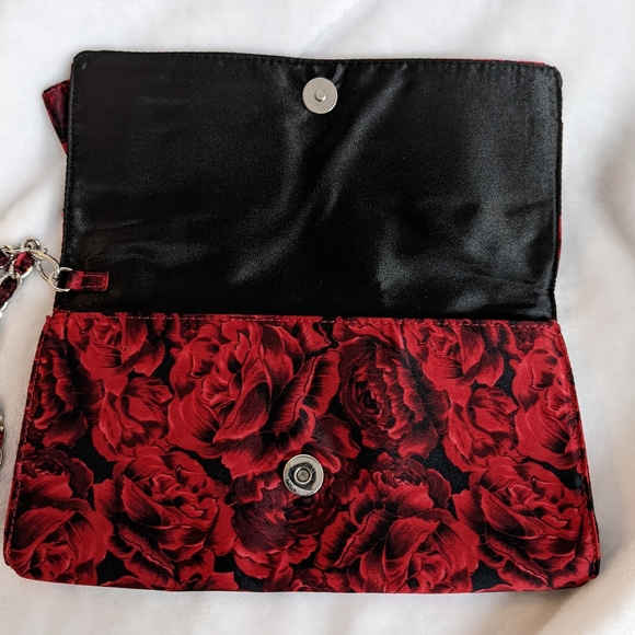 White House Black Market Bold Rose Clutch/ Wristlet - Picture 4 of 11